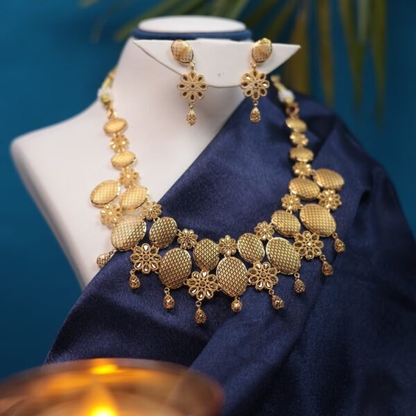 18K Fancy Melting Gold Necklace Set for Women | Dual-Tone Designer Jewelry with Earrings | Modern Luxury Gold Set