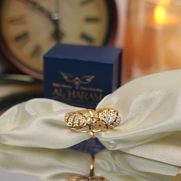 Ladies Fancy Melting 18K Gold Ring | Stylish Designer Finger Ring